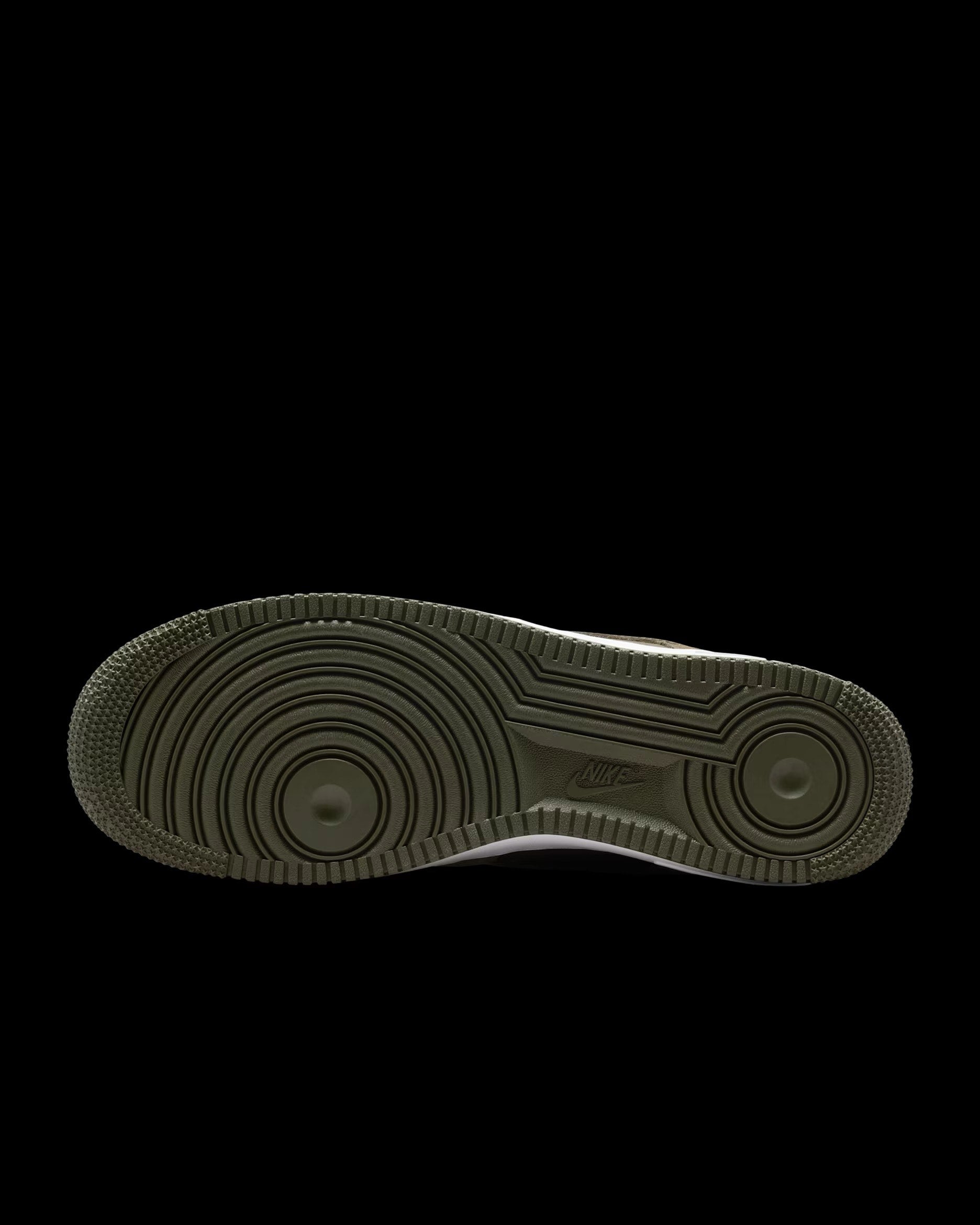 Nike Air Force 1 '07 LV8